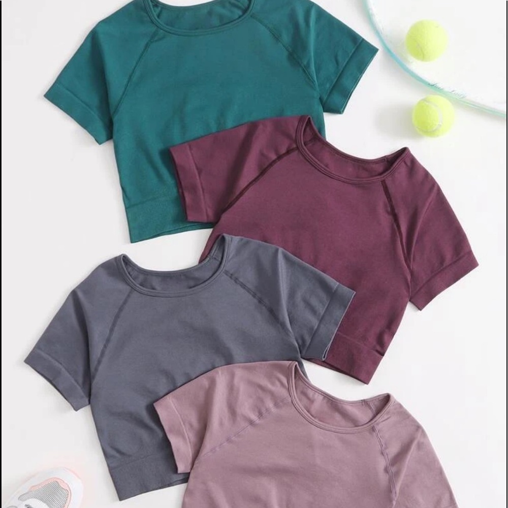 SHEIN. 4 Pack Raglan Sleeve Sports Tee